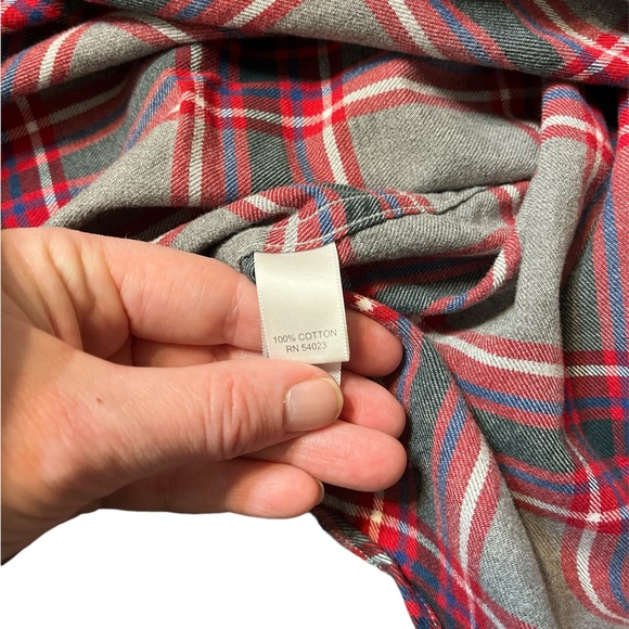 Banana Republic Red and Grey Plaid Men’s Button Down Long Sleeve Shirt - Picture 4 of 5